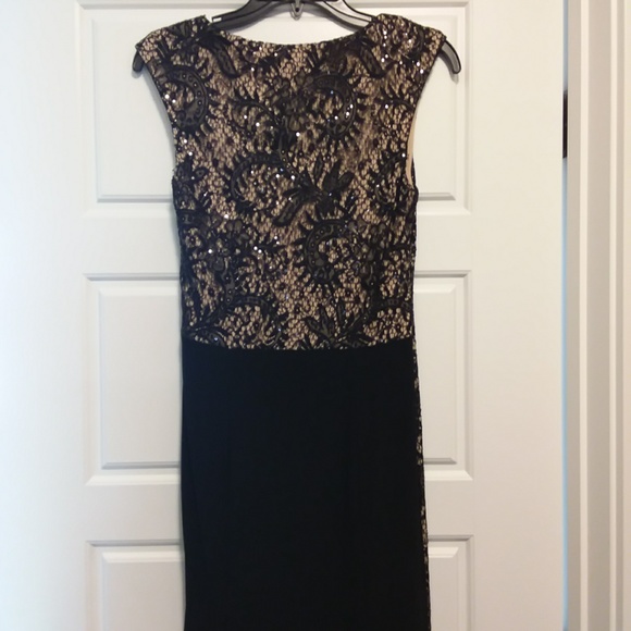 Black evening gown - Picture 3 of 4